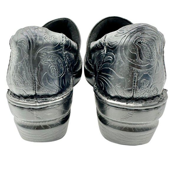 B.O.C. Peggy Clog Womens Size 8M Embossed Black Slip-On - Picture 3 of 9